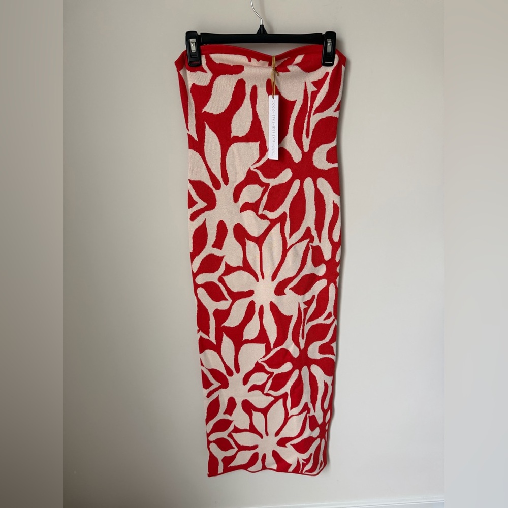 Red Cream Floral knit Strapless Midi Dress